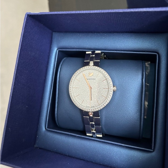 Swarovski watch - Picture 4 of 4